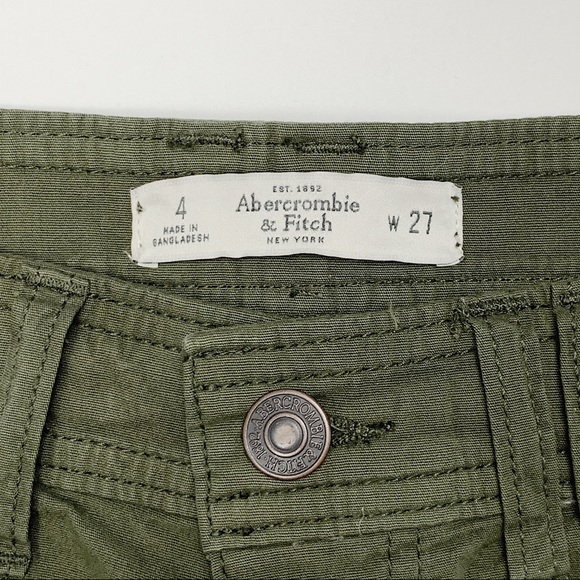 Abercrombie Green Cargo Shorts - Picture 7 of 10